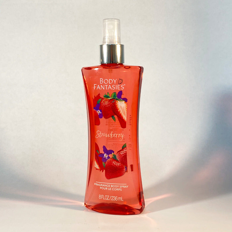 Fragancia Strawberry Body Fantasies. Body Spray 236ml Volumen De La Unidad 236 Ml