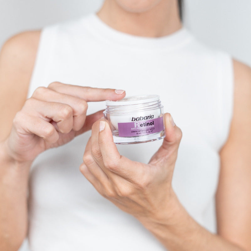 Babaria Crema Facial Antiarrugas Con Retinol, Todo Tipo De Piel, 50ml