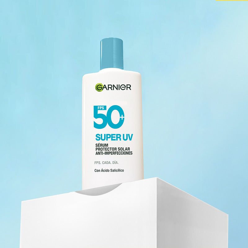 Protector Solar Facial Fluido Fps50+ Garnier Super Uv Anti-imperfecciones Con Ácido Salicílico, Textura Invisible Y Ligera, 40ml