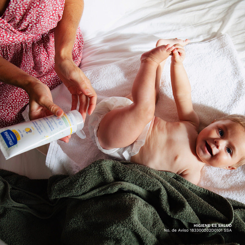 Mustela Bebé Loción Nutritiva Corporal Piel Seca 200ml