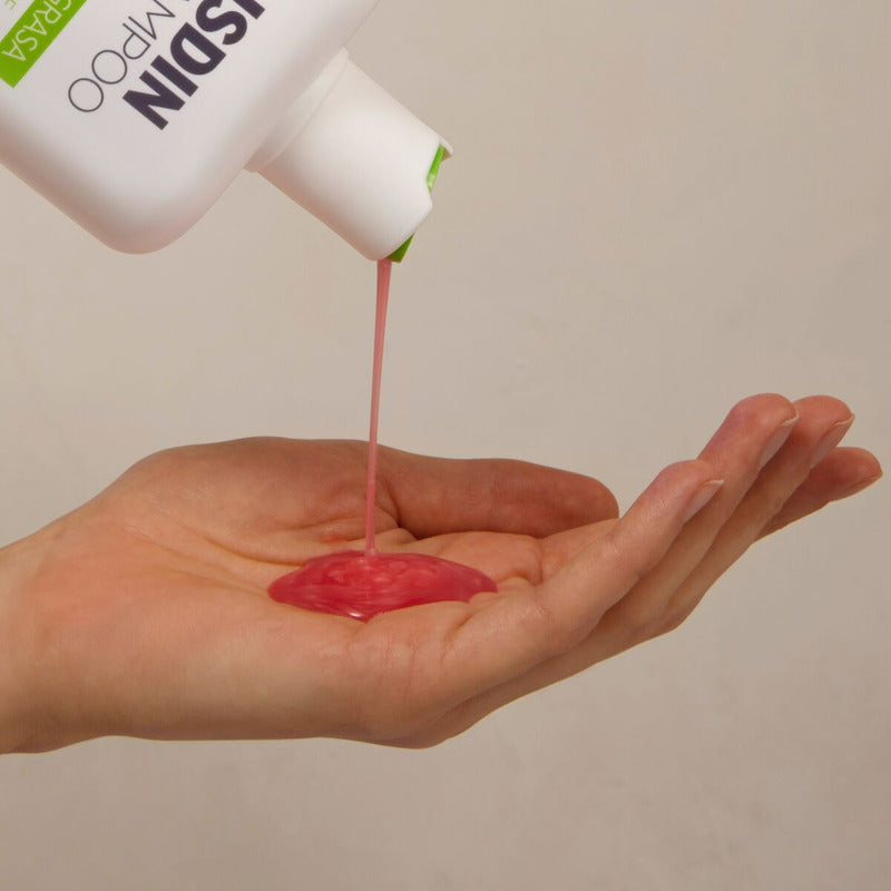 Isdin Nutradeica Shampoo Anticaspa Grasa 200ml