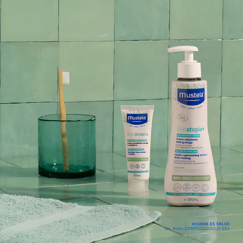 Stelatopia + Crema Relipidizante Emoliente Mustela 300 Ml