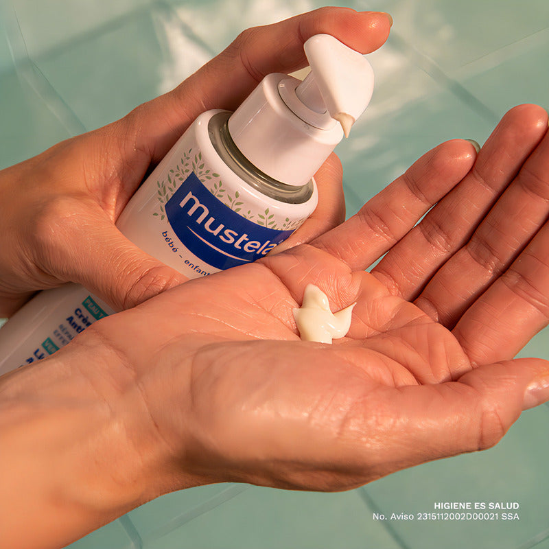 Stelatopia + Crema Relipidizante Emoliente Mustela 300 Ml